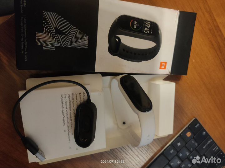 Фитнес браслет xiaomi mi band 4