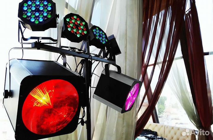 Световая стойка с прожекторами продажа/аренда