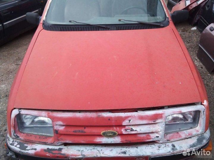 Капот Ford Sierra