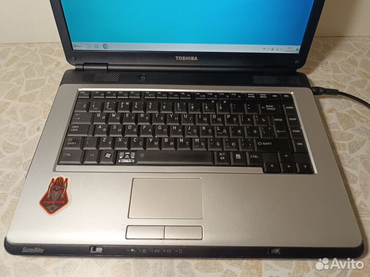 Ноутбук Toshiba L300