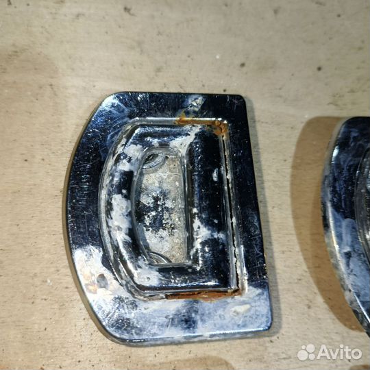 Петли крепления груза Audi A4