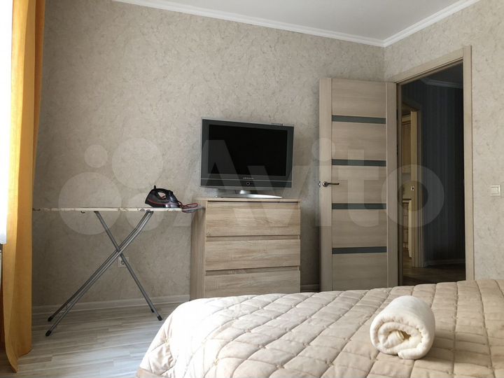 2-к. квартира, 76 м², 1/16 эт.