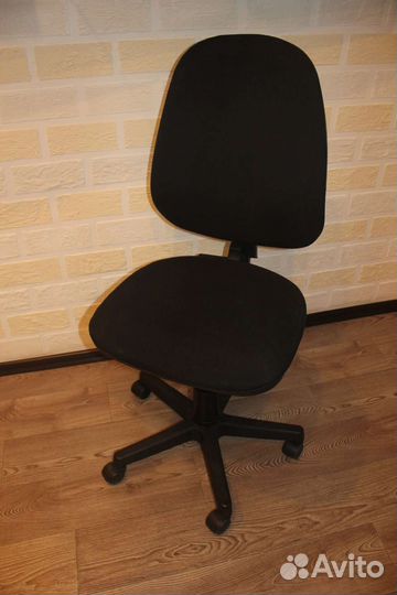 Компьютерное кресло