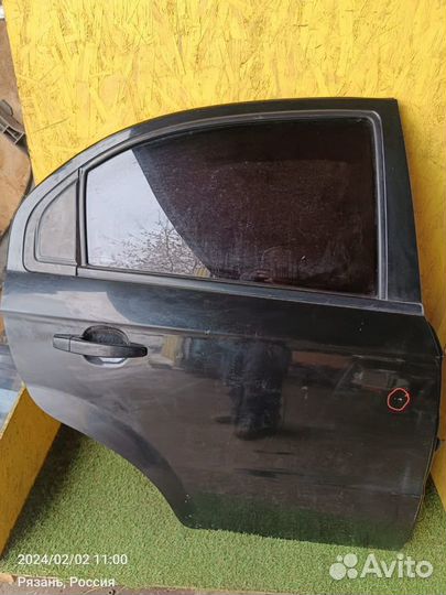 Дверь боковая задняя правая Chevrolet Aveo T250