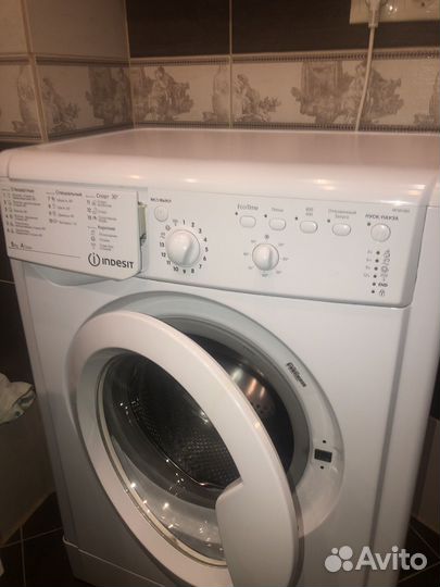 Стиральная машина Indesit бу