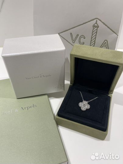 Колье VAN cleef