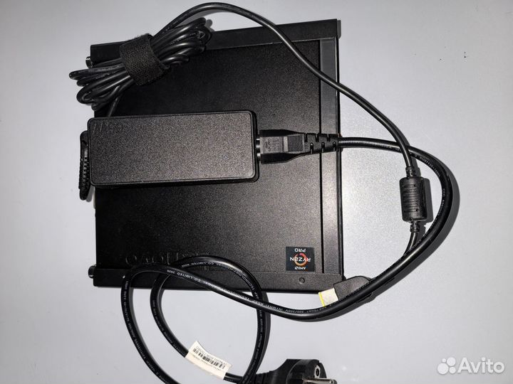 Неттоп (мини-пк) Lenovo m75q Ryzen 5 3400GE