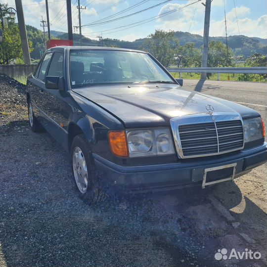 В разбор Mercedes W124 E320 Из Японии