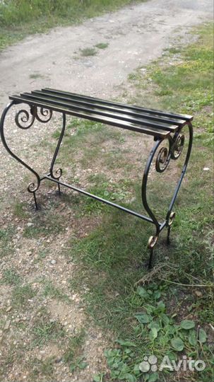 Стол и скамья