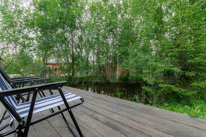 Дом 102 м² на участке 18,8 сот.