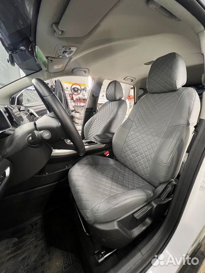 Чехлы Автопилот Geely Coolray серые с ромбами