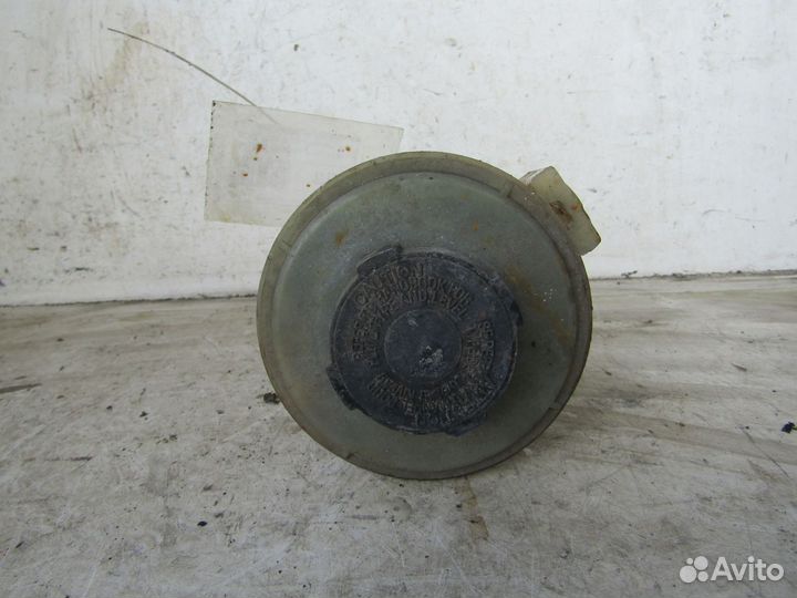 Бачок жидкости усилителя руля Ниссан Примьера