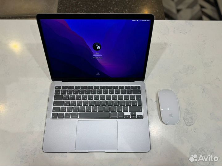 MacBook Air (M1 2020) 16 гб / без торга