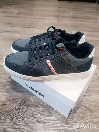 Кроссовки мужские