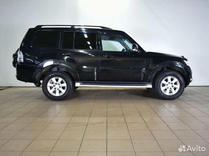 Mitsubishi Pajero 3.0 AT, 2011, 129 600 км