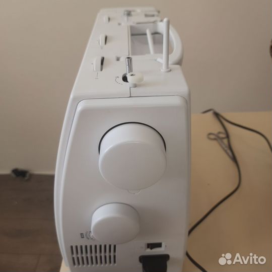 Швейная машина Bernette for Bernina E66