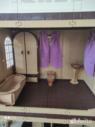 Домик кукольный