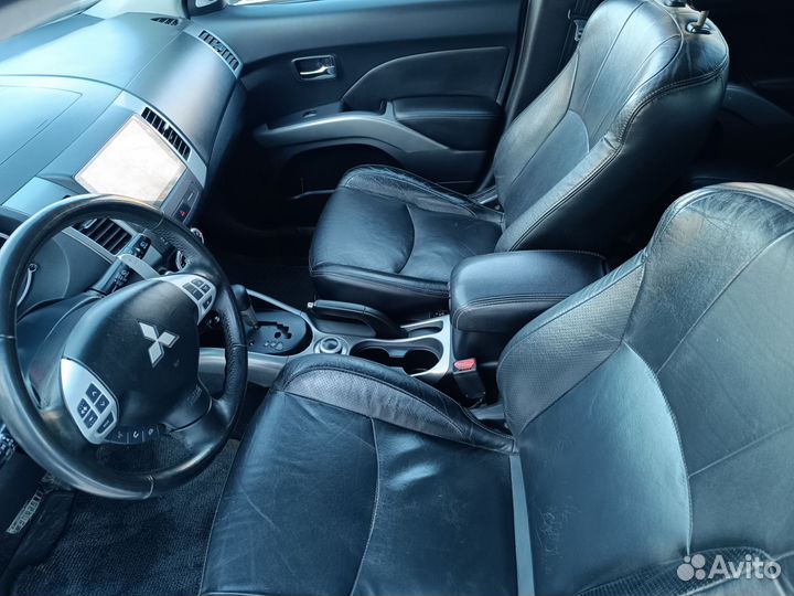 Mitsubishi Outlander 3.0 AT, 2008, 300 000 км
