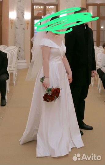 Свадебное платье б/у