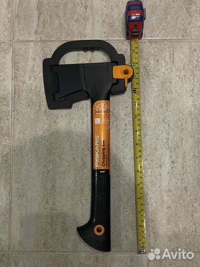 Топор fiskars a6