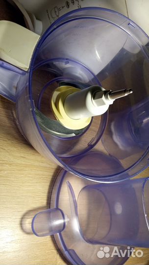 Кухонный комбайн Elenberg FP-700