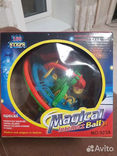 Игрушка лабиринт