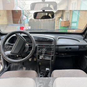 ВАЗ (LADA) 2114 Samara 1.5 MT, 2004, 308 000 км