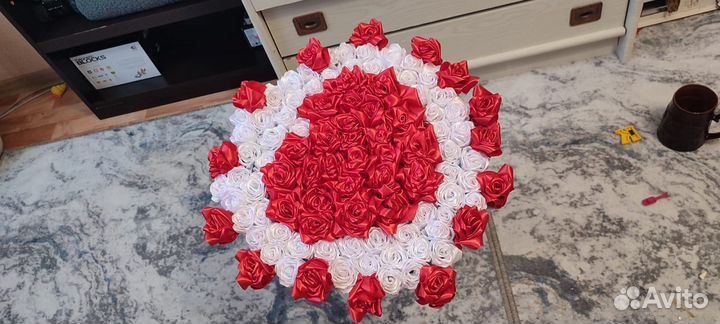 Розы из атласной ленты своими руками, 101 роза