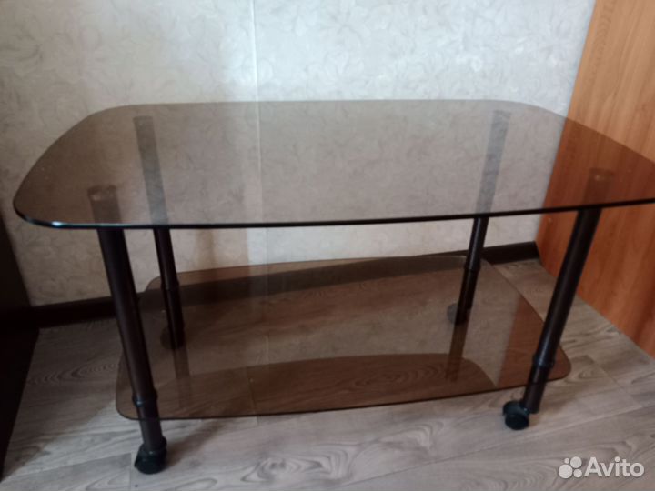 Журнальный столик стеклянный