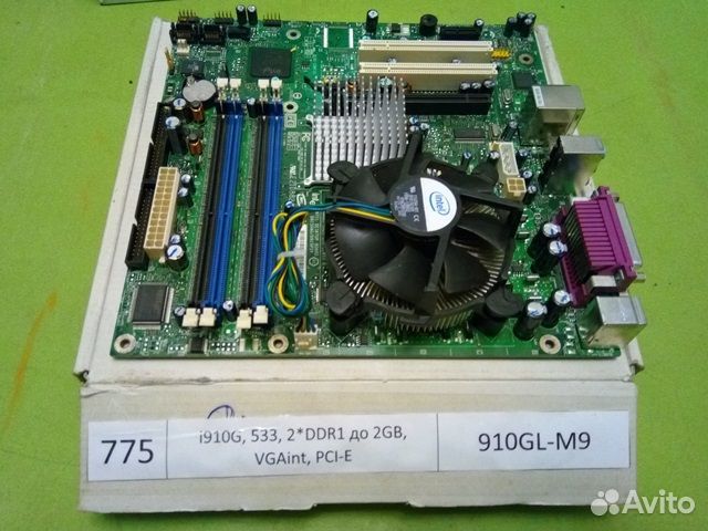 Материнская плата с процессором