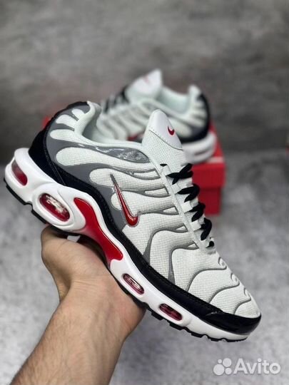 Кроссовки Nike air max tn plus