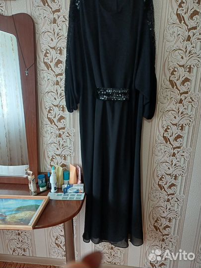 Вечернее платье в пол