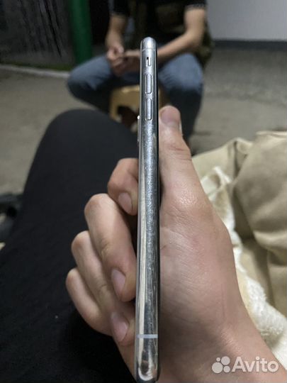 iPhone Xs, 64 ГБ