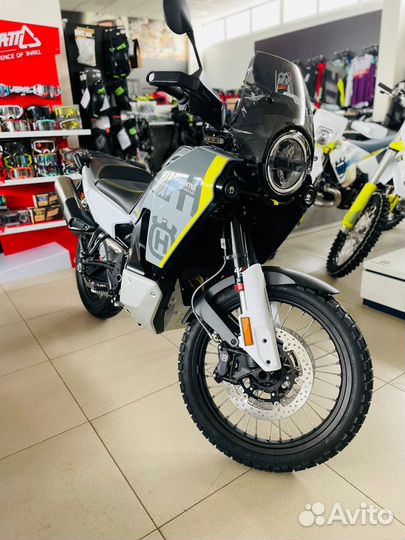 Мотоцикл husqvarna norden 901 (2024)