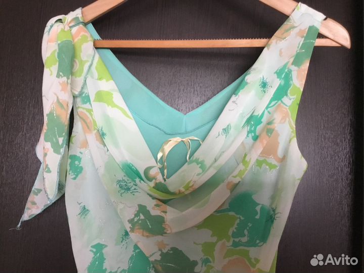 Нарядное платье