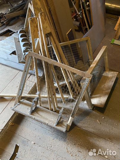 Для клеток дверцы с кормушкой