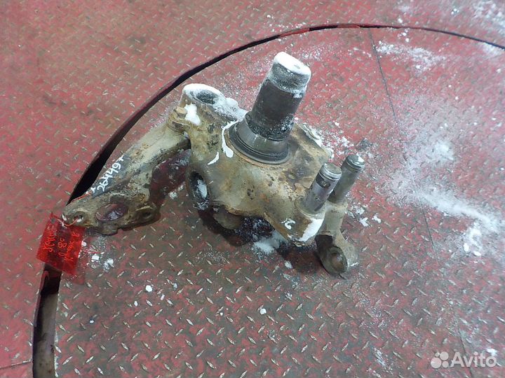 Кулак поворотный правый Scania