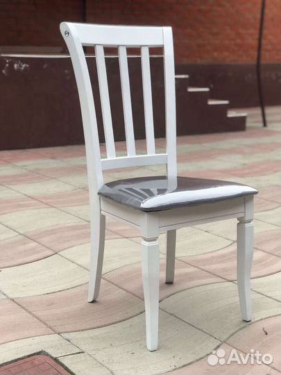 Стулья Версачи