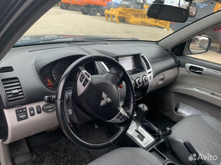 Mitsubishi Pajero Sport 2.5 AT, 2012, 291 000 км