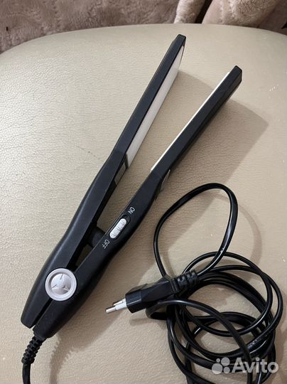 Выпрямитель для волос утюжок