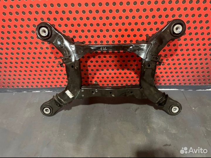 Балка подвески задняя Mercedes-Benz Gle W166 2018