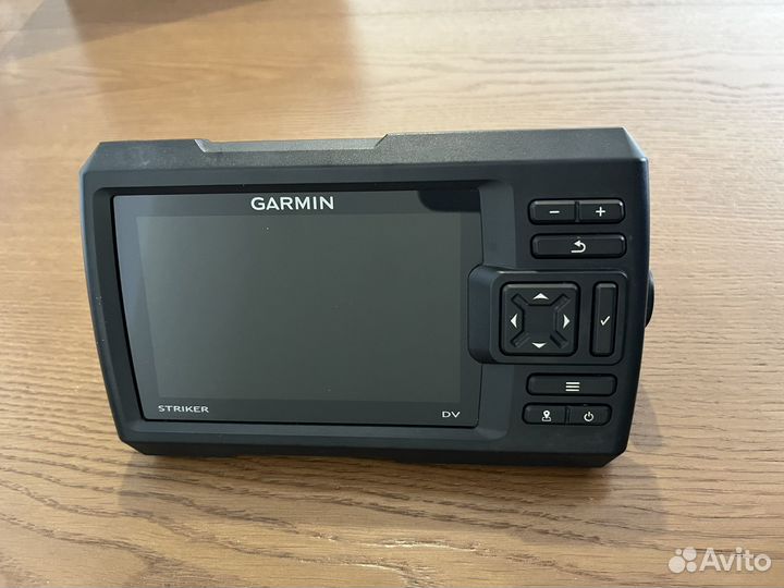 Эхолот Garmin Striker 5dv