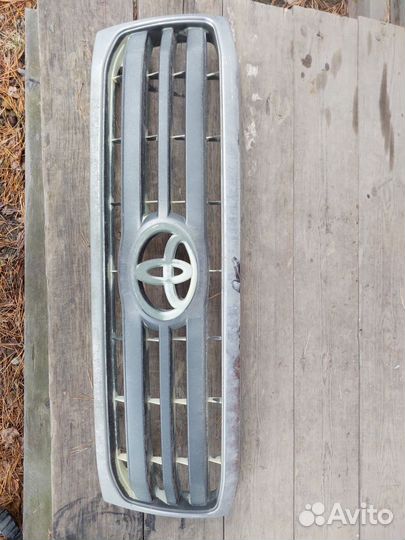 Решетка радиатора