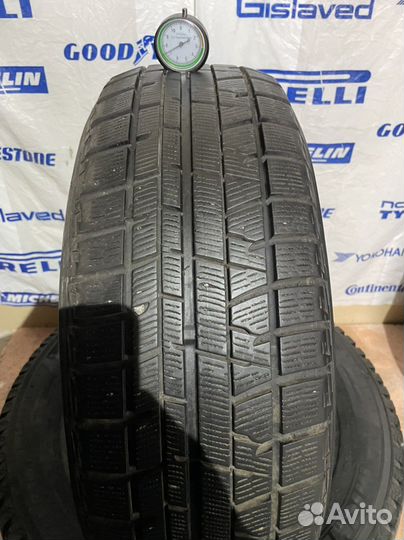 Yokohama Ice Guard IG50+ 215/60 R16