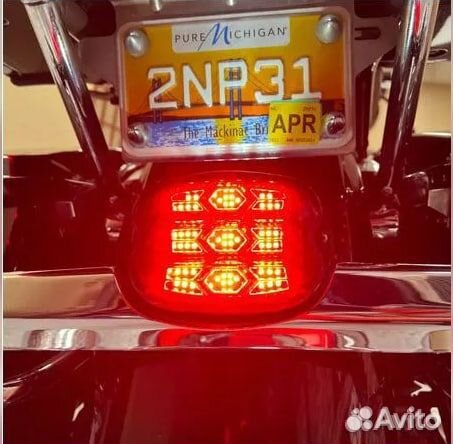 Новый задний фонарь Harley Luminz LED c поворотами