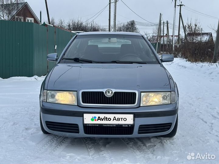 Skoda Octavia 1.6 МТ, 2008, 220 000 км