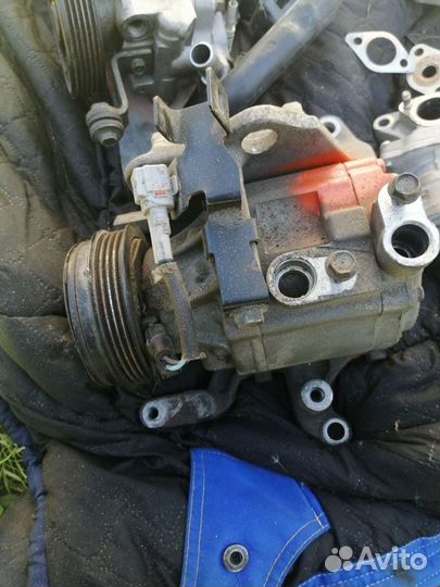 Навесное с двигателя EJ204 конт. Субару