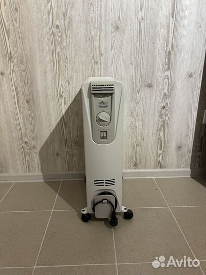 Масляный обогреватель delonghi 082021