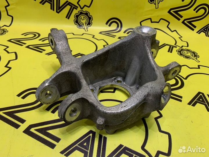 Цапфа (поворотный кулак) задняя левая Bmw 5-Series