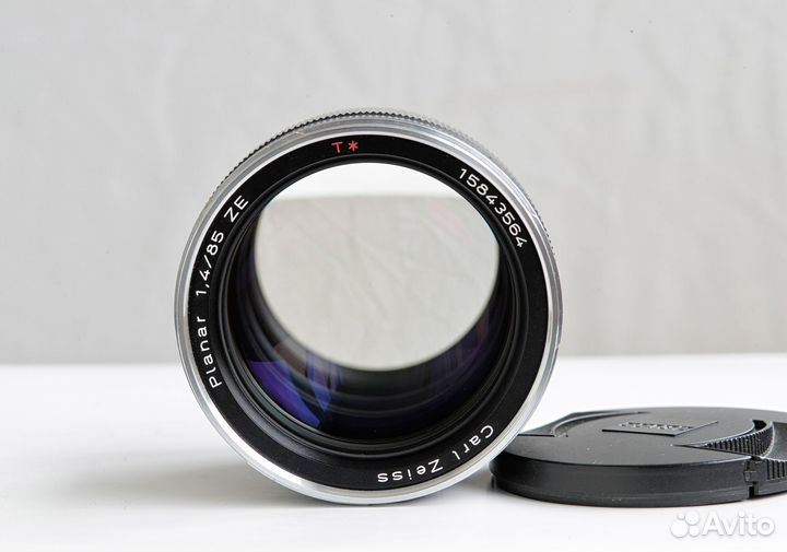 Объектив Carl Zeiss Planar 1.4/85 ZE для Canon EF